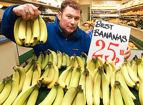 [Steve+Thoburn+bananas.jpg]