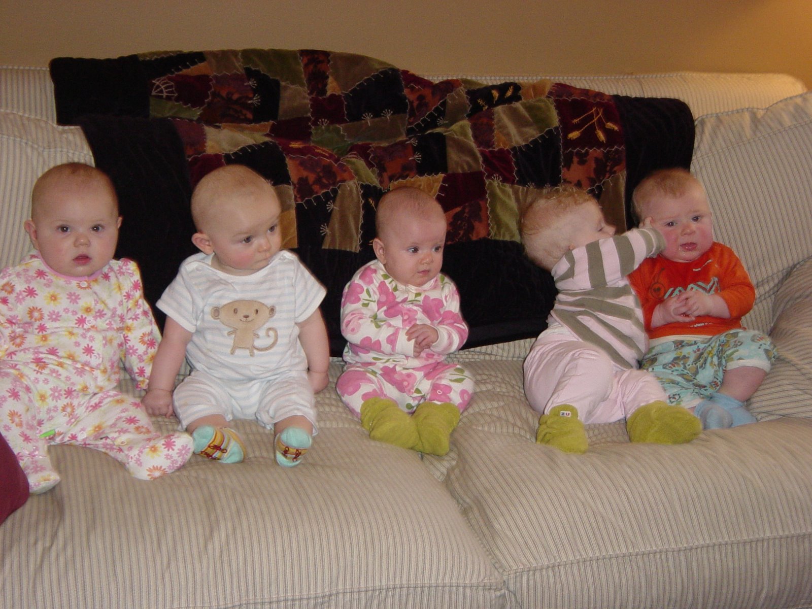 [anni+6+months+rogers+moms+group+005.jpg]