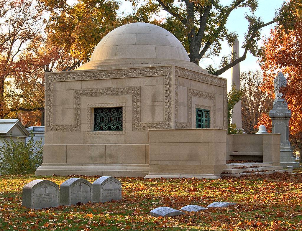 [Bellfontaine+Cemetery,+in+Saint+Louis,+Missouri,+USA+-+Wainwright+tomb.jpg]