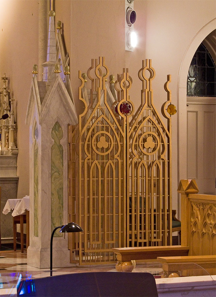 [Saint+Mary's+Catholic+Church,+in+Alton,+Illinois+-+grille.jpg]
