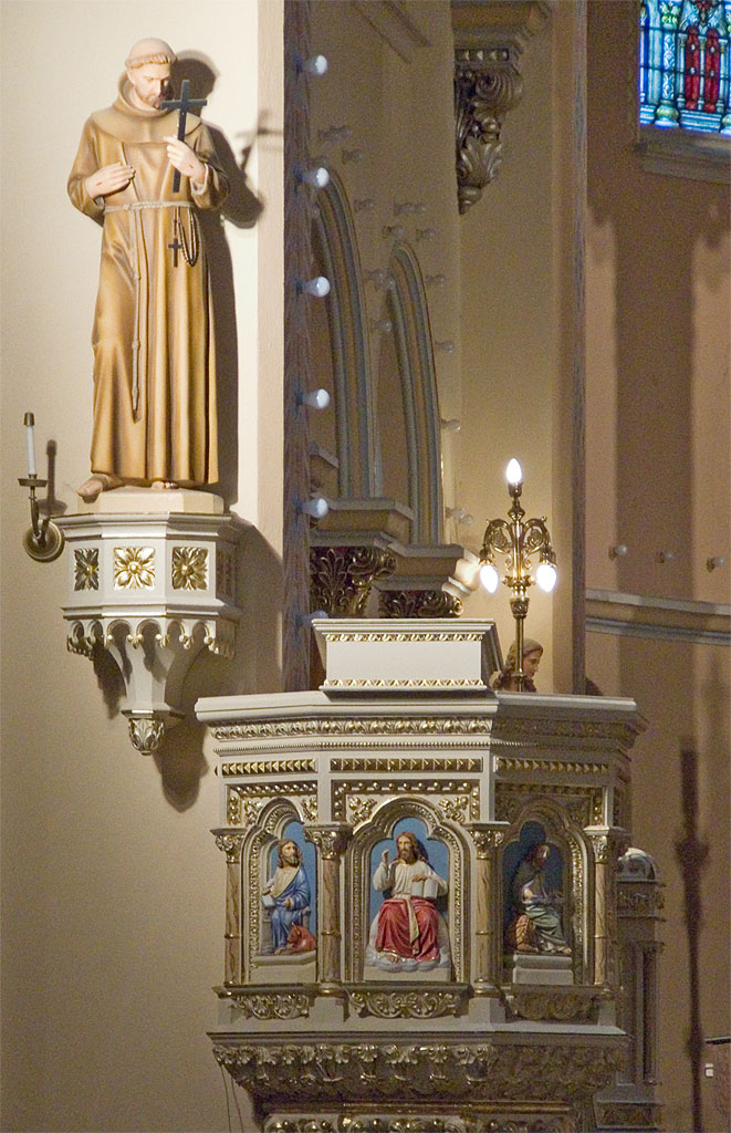 [Saint+Anthony+of+Padua+Church,+in+Saint+Louis,+Missouri+-+pulpit+and+statue+of+Saint+Francis.jpg]