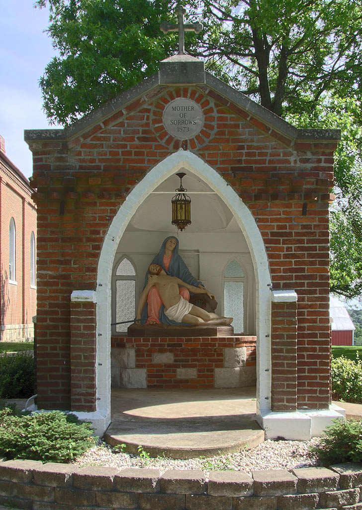 [Saint+John+the+Baptist+Roman+Catholic+Church,+in+Gildehaus,+Missouri,+USA+-+shrine.jpg]