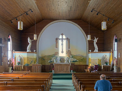 Saint James Roman Catholic Church, in Catawissa, Missouri, USA - nave