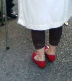 [red+shoes.JPG]