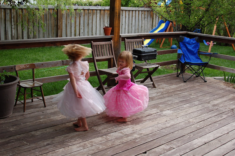 girls dancing on the deck