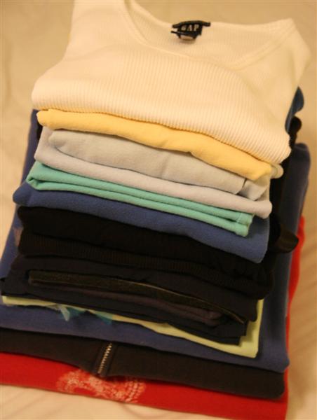 [pile_of_clothes+(Medium).JPG]