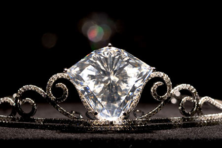 [diamond+tiara.jpg]