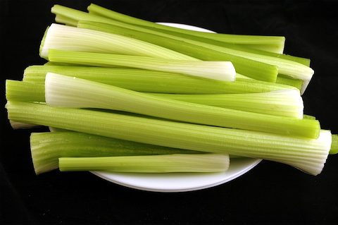 [200+calories+of+celery.png]