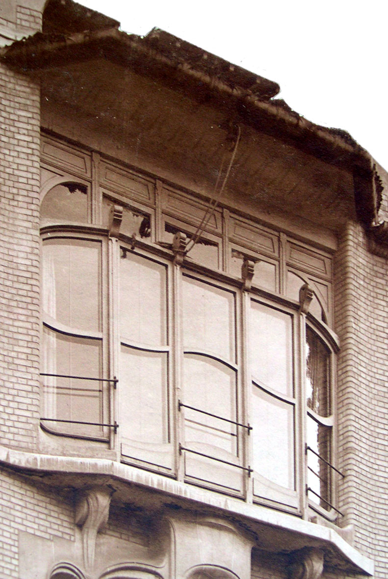 [Hôtel+Guimard_bow-window_1912.jpg]