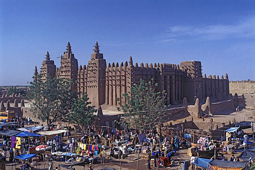 [market-day-djenne-mosque-500.jpg]