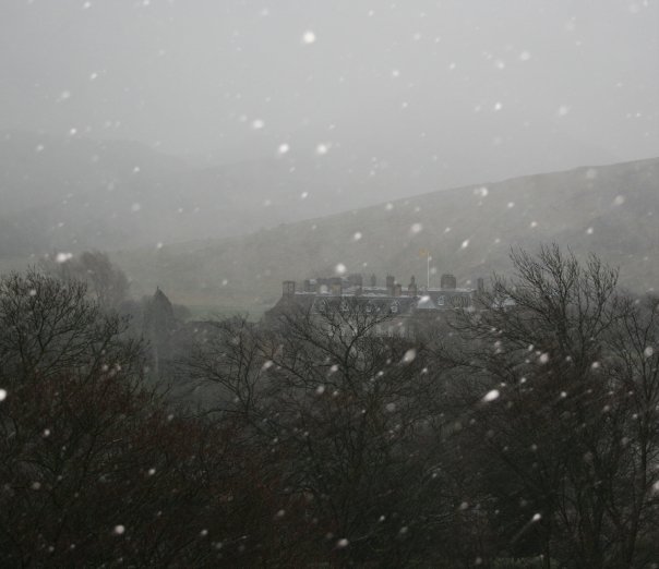 [edinburgh+snow.jpg]