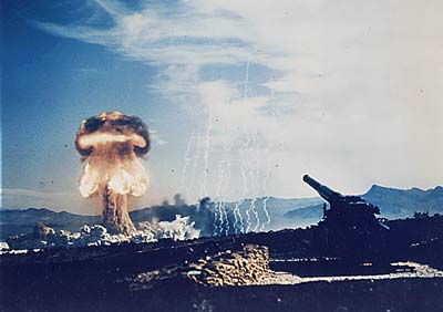 [nuclear-bomb-test.jpg]