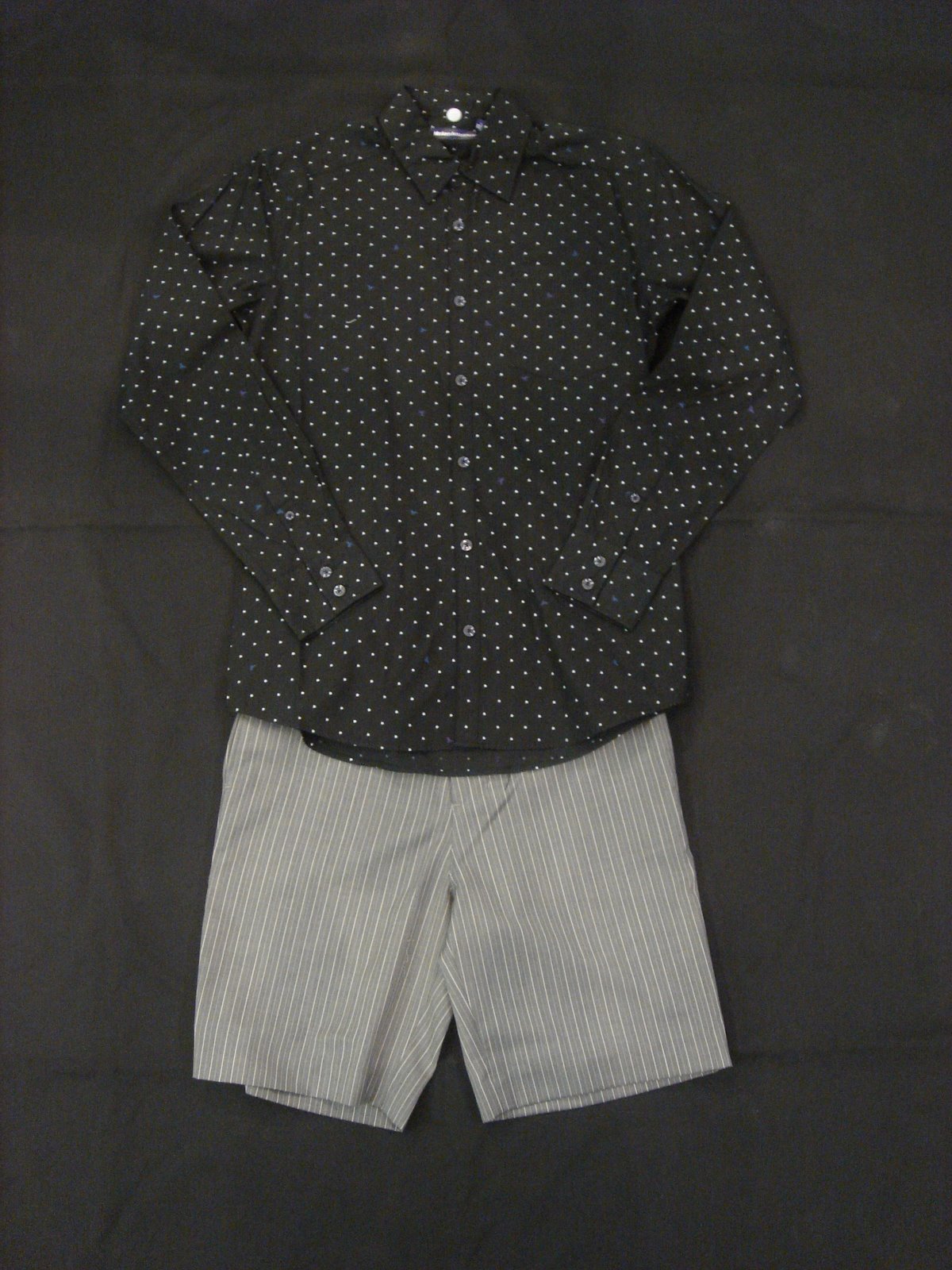 [Modern+Amusement+dot+signature+shirt+and+bermuda+shorts.JPG]