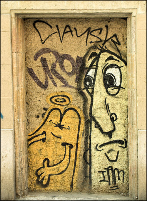 [barcelona-graffiti-008.jpg]
