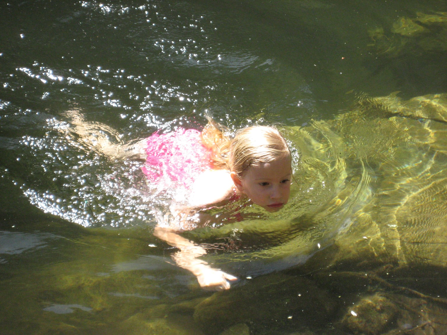 [mary+swimming+in+creek.JPG]