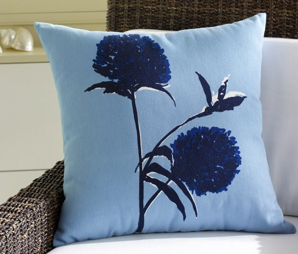 [blue+thistle+outdoor+pillow.jpg]