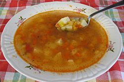 [250px-Romanian_potato_soup.jpg]