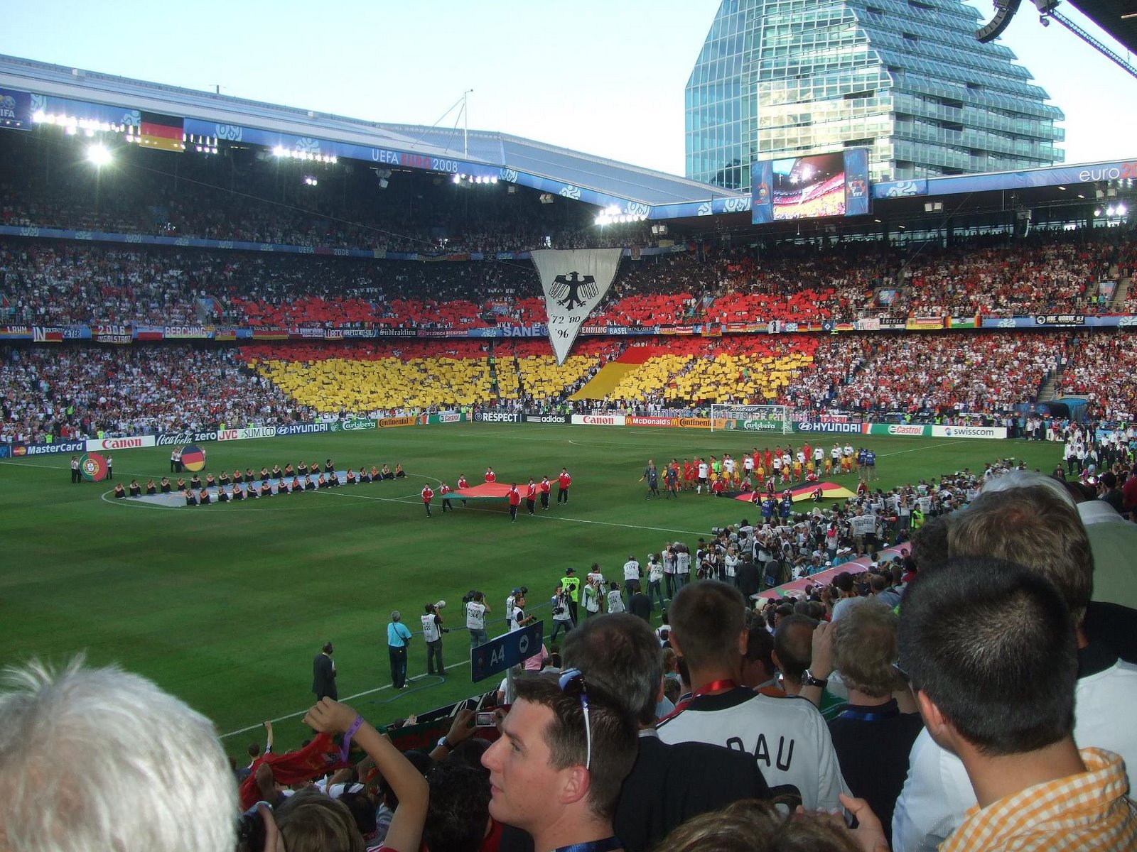 [German+fans+stadium.JPG]