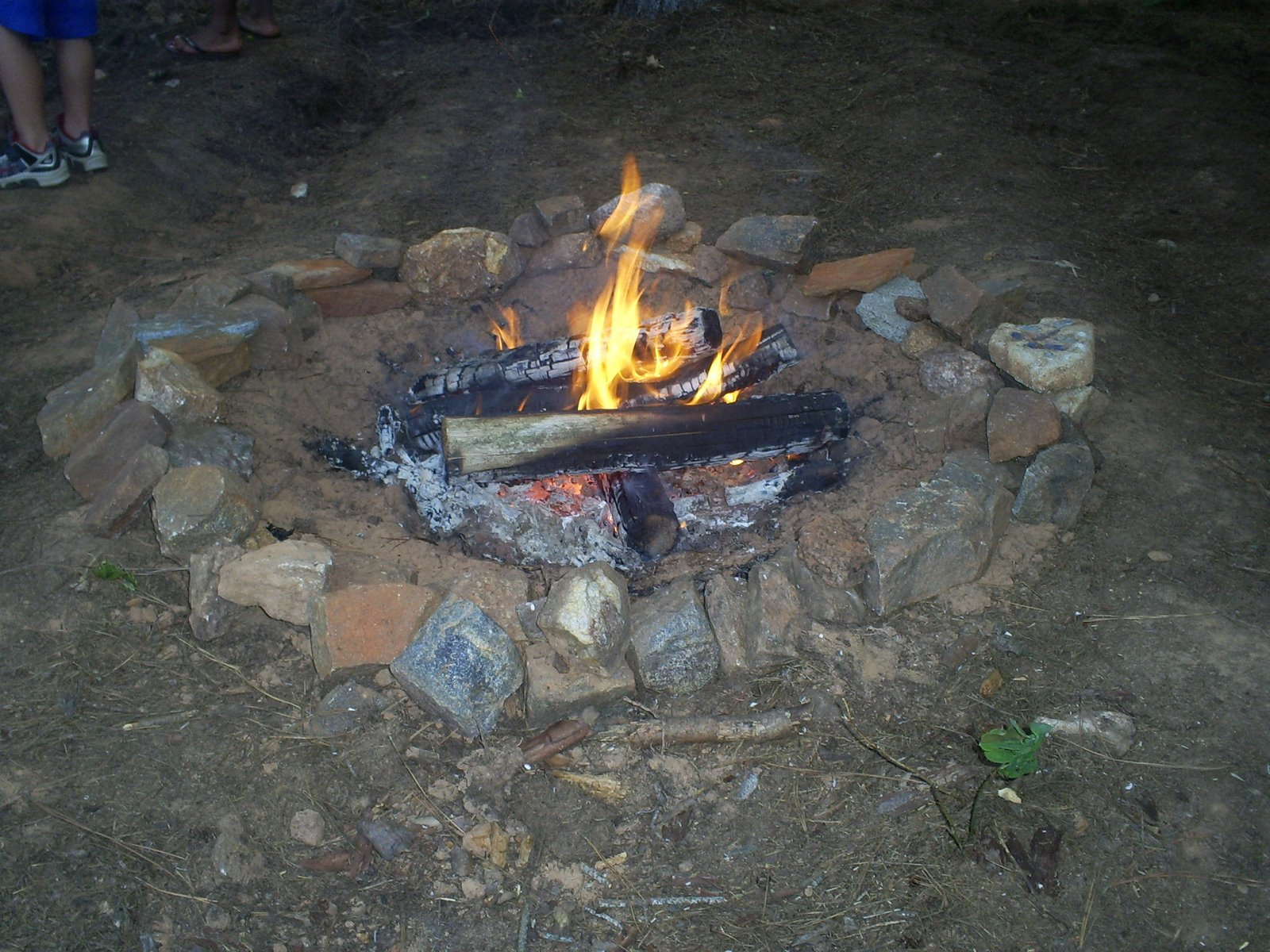 [campfire+011.jpg]