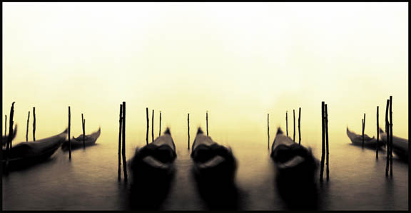[Venice+in+fog+-+panorama+by+Joe+Hoynik+(Photographer).jpg]