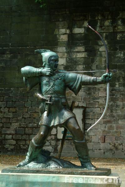 [1035_02_59---Robin-Hood-Statue--Nottingham_web.jpg]