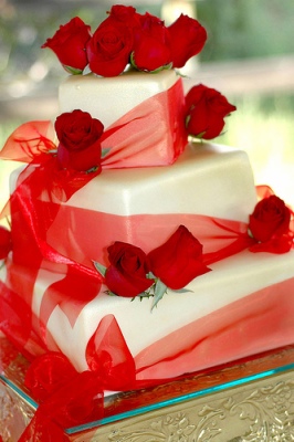 [Rose+wedding+cake.jpg]