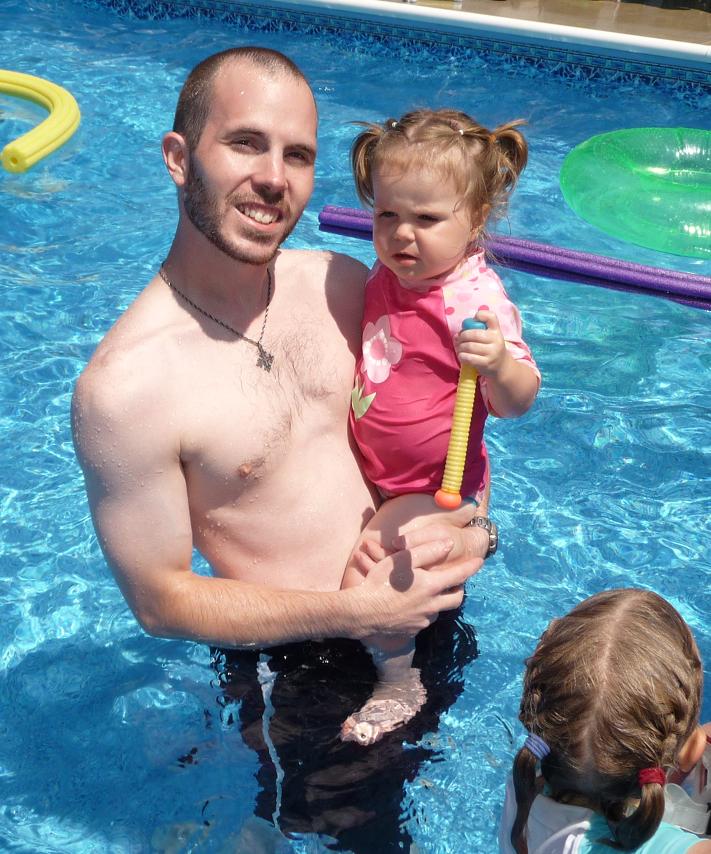 [Daddy+ally+pool+party.JPG]