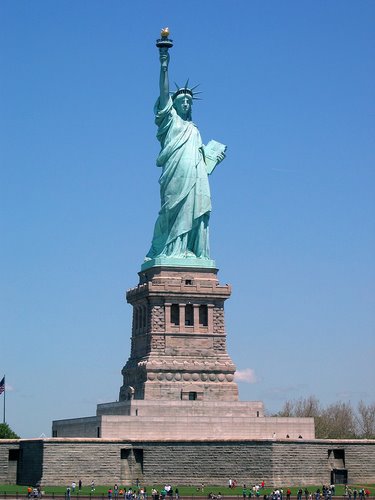 [Statue_of_Liberty_FREE_l.jpg]