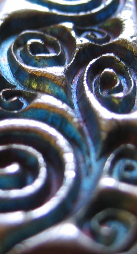 [Swirl+Pendant+Color+Closeup.jpg]