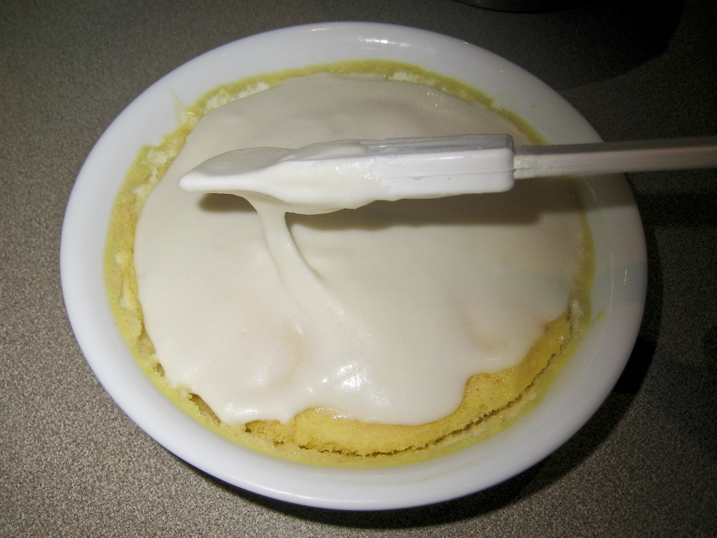 [Microwaved+Lemon+Cake-5.jpg]