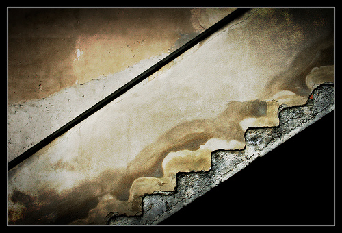 [escada.jpg]
