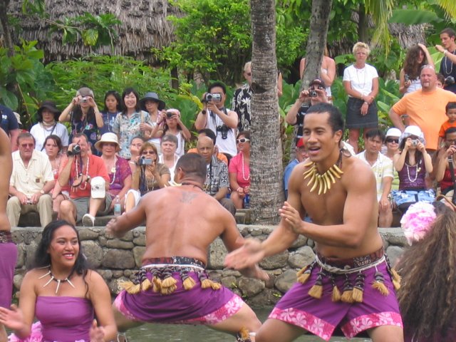 [IMG_3421.jpgPolynesian+Cultural+Center+Canoe+Pageant+Samoa.jpg]