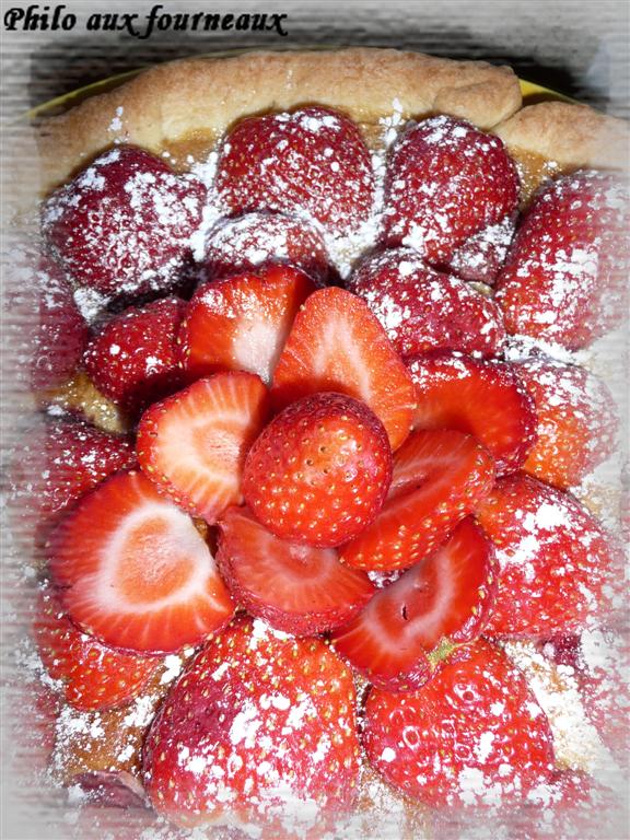 [Tarte+aux+fraises+à+la+crème+de+calisson+1.jpg]