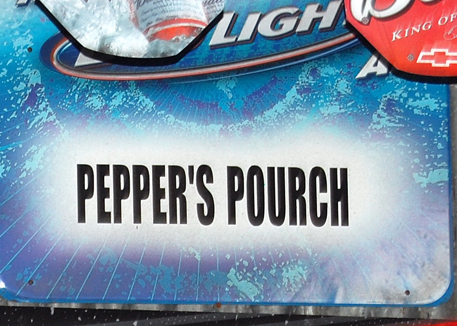 [Pepper's+Pourch2007-10-20.JPG]