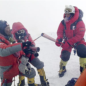 [14669257_Everest_Olympic_Torch_300x300.jpg]