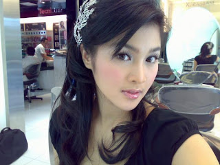 SAndra Dewi Girl