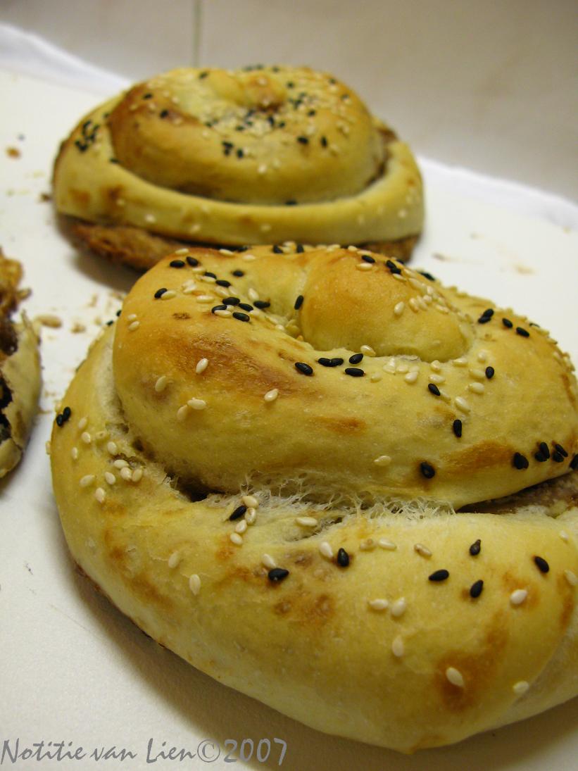 [Tahini+bread+rolls.JPG]