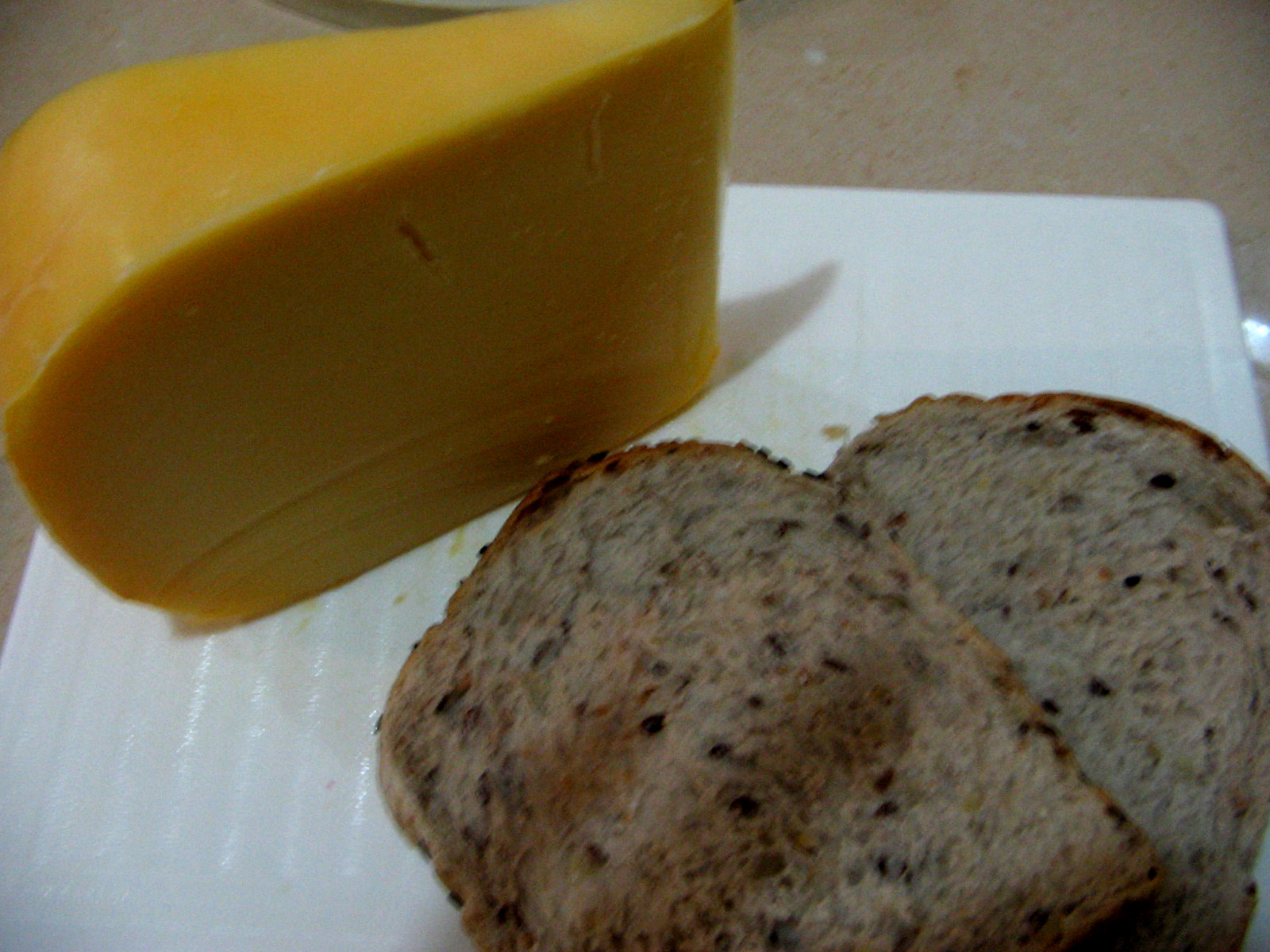 [bread+and+cheese.JPG]
