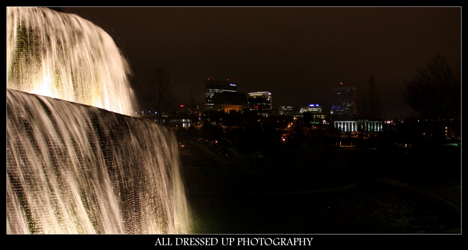 [fountain.downtown.horizontal.jpg]
