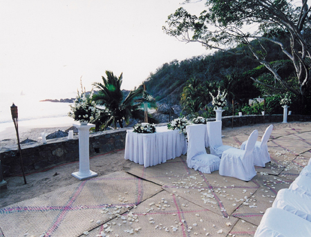 [terrace+wedding.jpg]