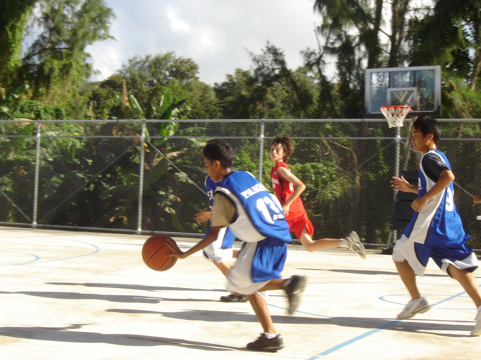 [Basketball+Game+036.jpg]