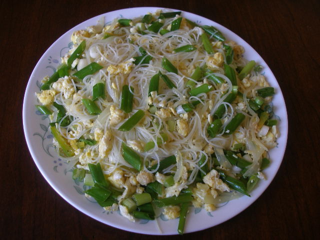 [egg+rice+noodles.JPG]