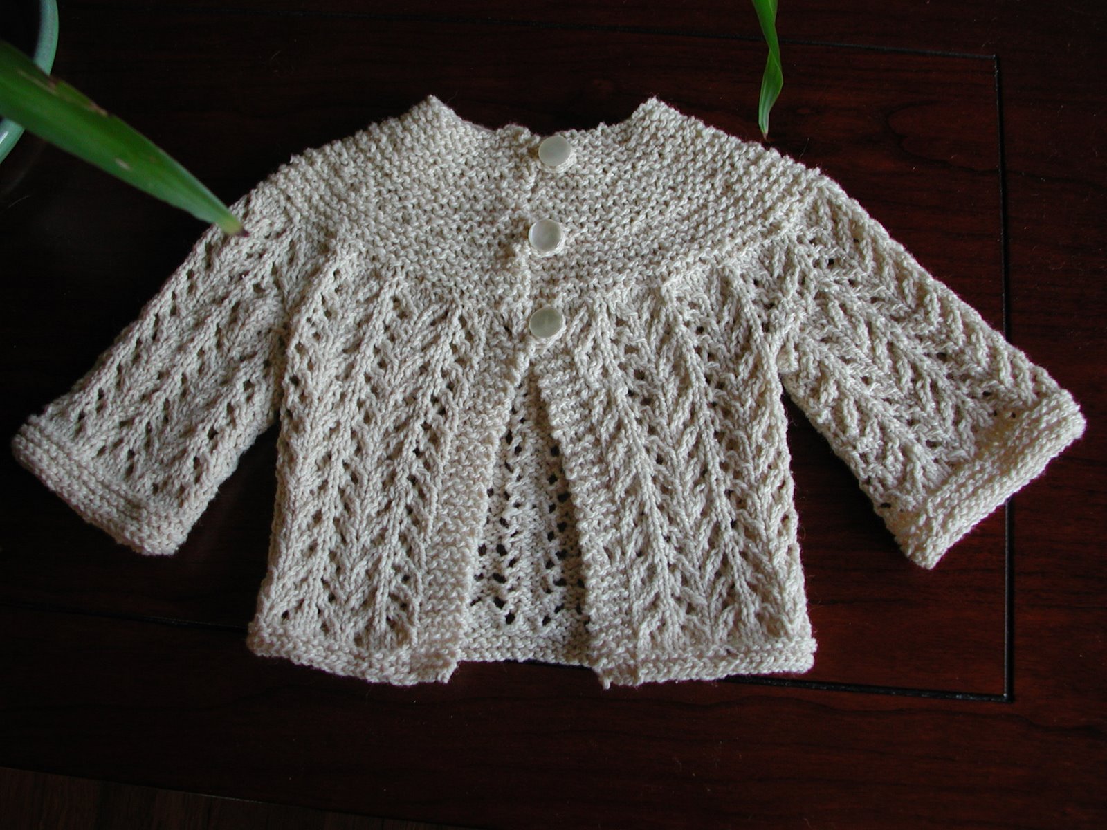 [Silky+wool+Baby+sweater.JPG]