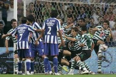 [FC+Porto+1-0+Sporting+-Golo+Raul+Meireles+01.jpg]