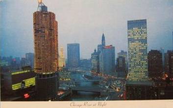 [POSTCARD+-+CHICAGO+-+CHICAGO+RIVER+SCENE+-+MARINA+CITY+WITH+CHRISTMAS+LIGHTS+-+EVENING+-+1960s.jpg]