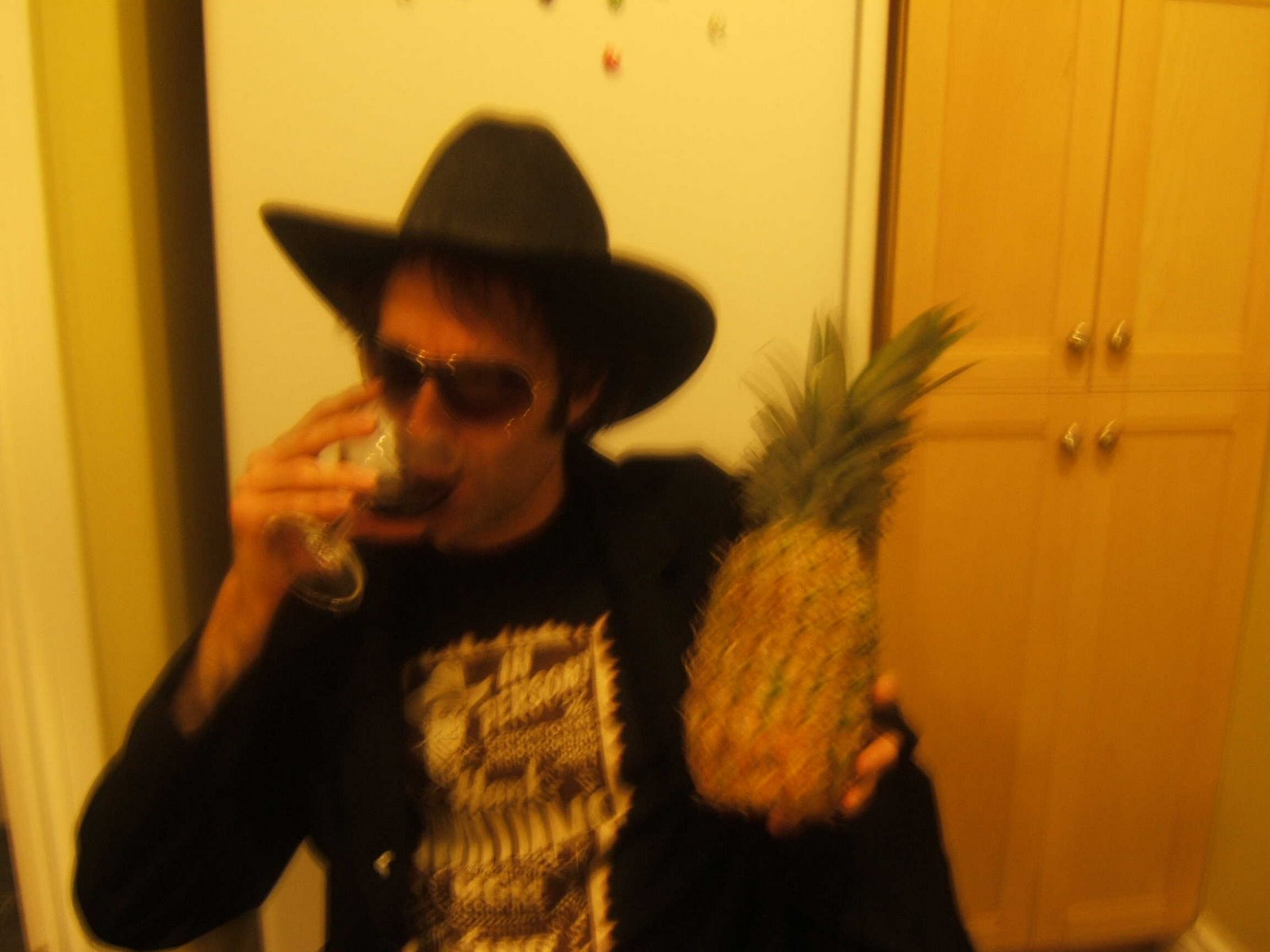 [hank+williams+and+pineapple+from+hell.JPG]