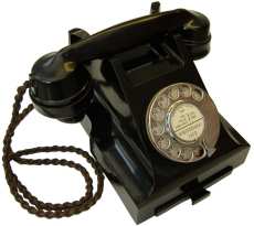 [antique-old-telephone.jpg]