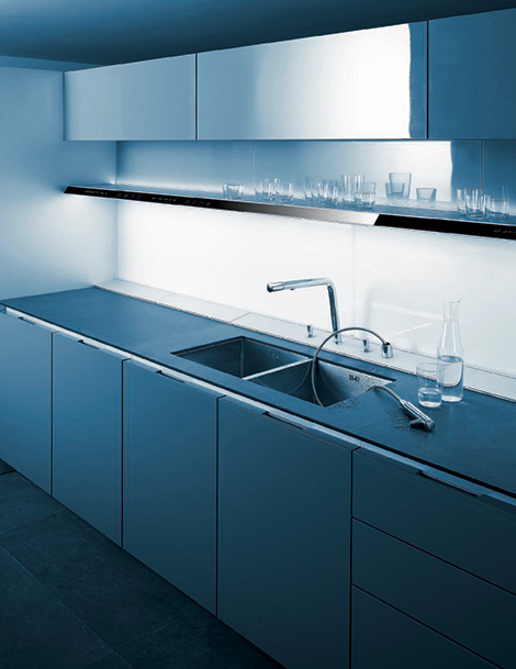 [siematic-s1-kitchen-movable-faucet-head.jpg]