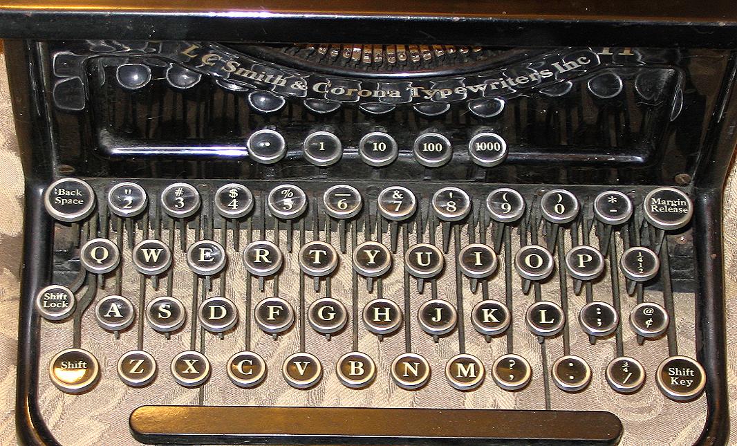 [typewriter1925.JPG]