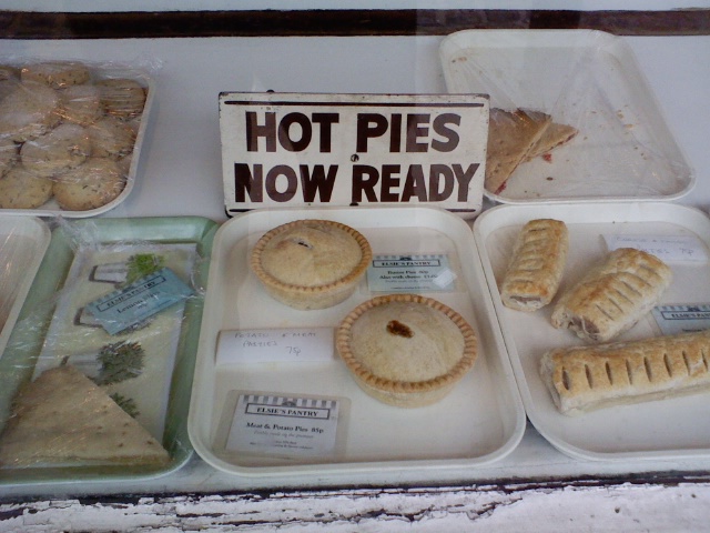 [Hot+Pies+now+ready.jpg]